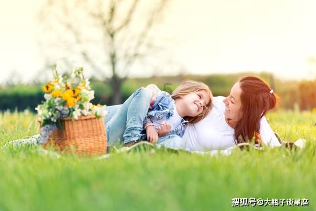 移动式带式输送机 折叠皮带机 可移动升降运输机