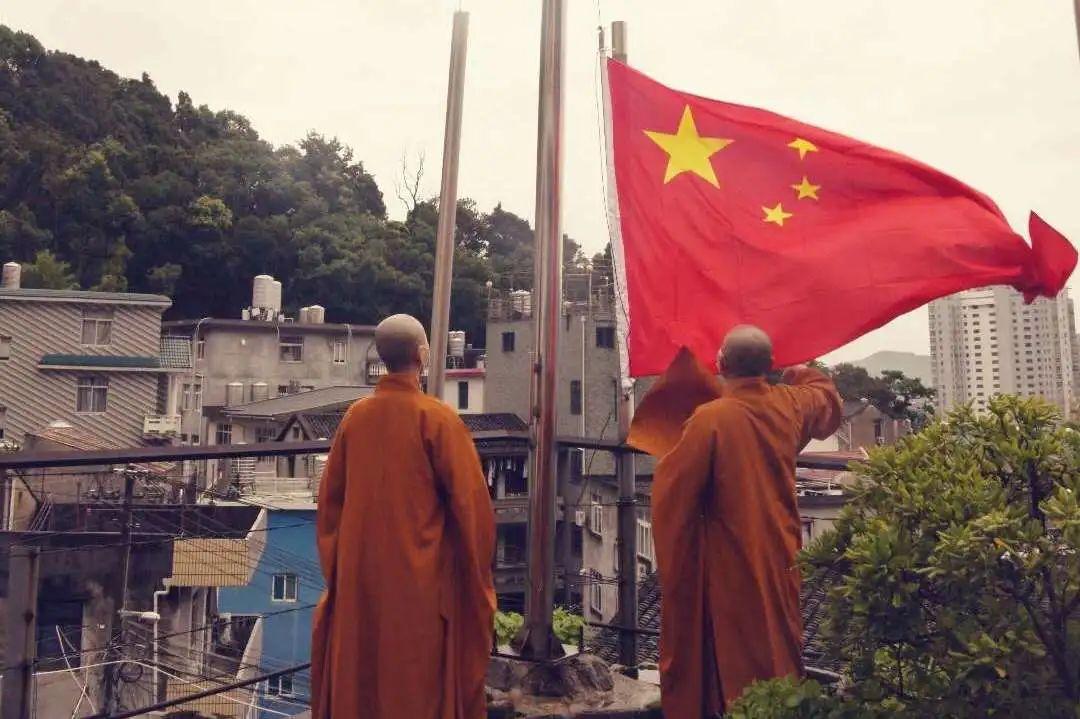 狂暴重装机甲