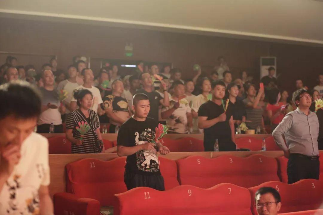 赏太行岩彩 品泉城神韵 | “我看泉城 百善骈臻”征文采风活动走进语荷田园观赏太行岩彩画新春邀请展