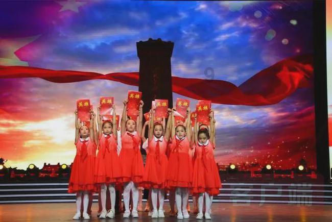 2015年男子因车祸住院,17个女友接连来探望,终于揭开其骗子身份