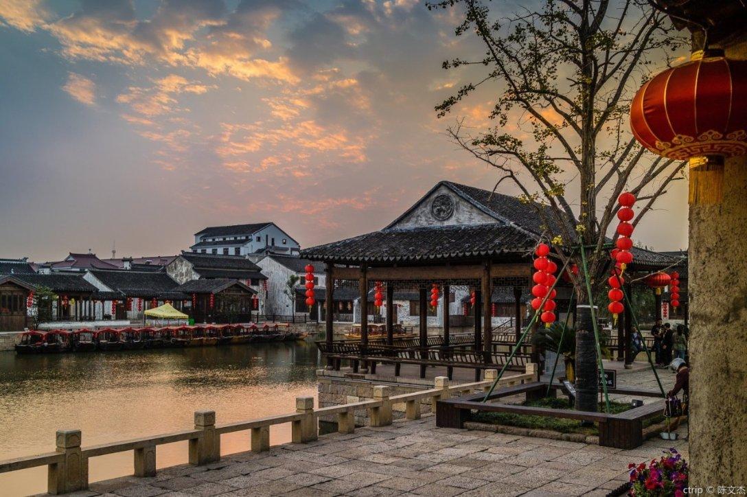 竞技游戏